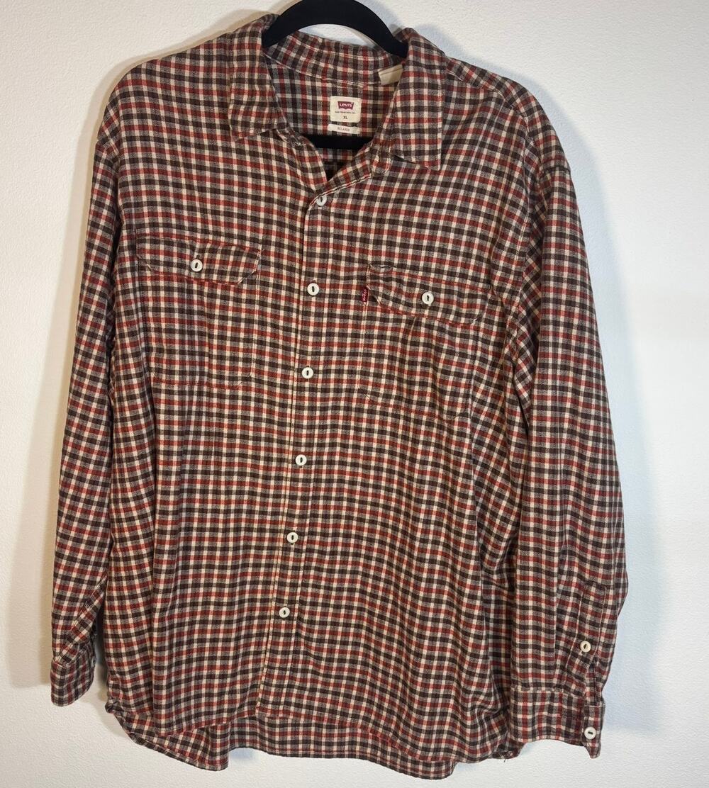 Levis Mens XL Relaxed Plaid Flannel Shirt Red Brown Button Front Workwear